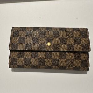Louis Vuitton Damier Ebene Porte International wallet